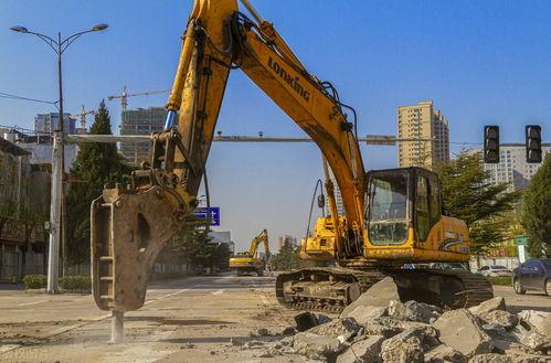 工程(cheng)機械管理系統的使(shi)用流程