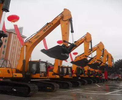 工程(cheng)機(ji)械(xie)發(fa)展(zhan)形勢出現(xian)新(xin)變化，妳(ni)準備(bei)好(hao)了嗎